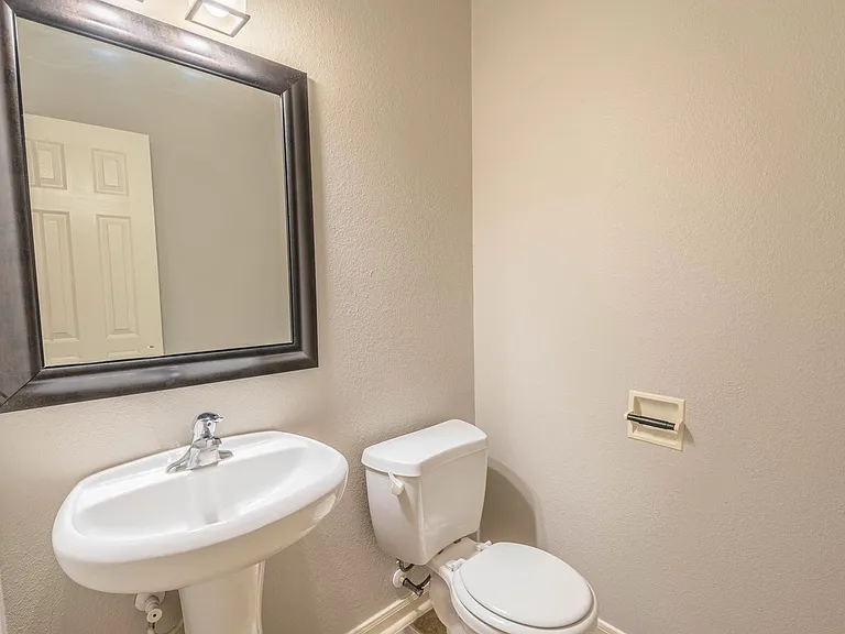 20926 Hamlet Ridge Ln — Photo 15