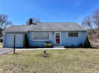 30 Meadow Brook Rd, Brookfield, CT 06804