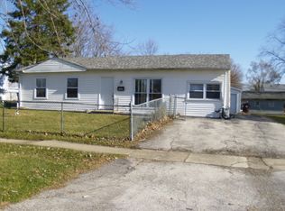 2229 Navaho Ave, Sauk Village, IL 60411