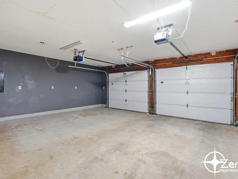 302 NW 103rd St — Photo 26