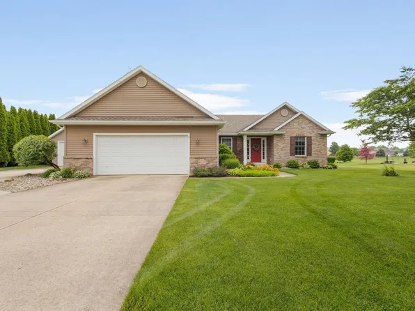 51238 Elm Rd, Granger, IN 46530
