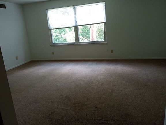 2nd image of 4997 S Amherst Hwy Suite 313