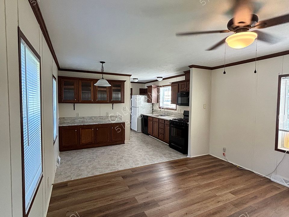 1st image of 40 Edgewood Dr