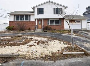 101 E Navasink Dr, Little Egg Harbor, NJ 08087