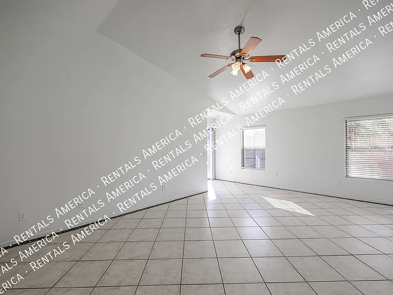 12731 W Sharon Dr — Photo 21