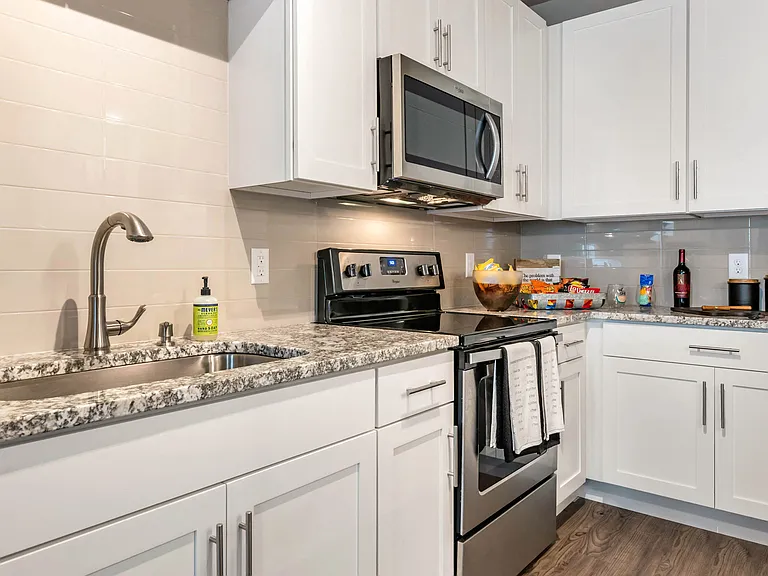 JTB Apartments — Photo 3
