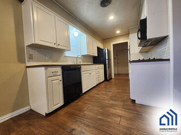 4th image of 3407 Tanglewood Dr