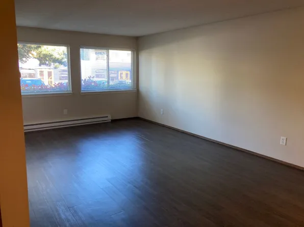 Greenwood Vista Apartments, 11541 Greenwood Ave N #104, Seattle, WA 98133