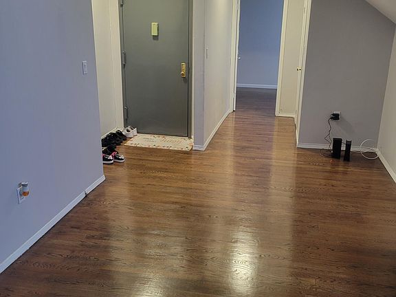 3rd image of 130 W 4th St APT 3B