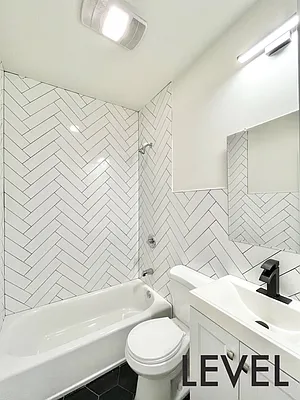 Rented by Level Group | media 23