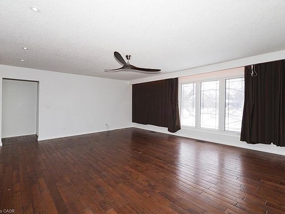 4th image of 11 Norbert Pl