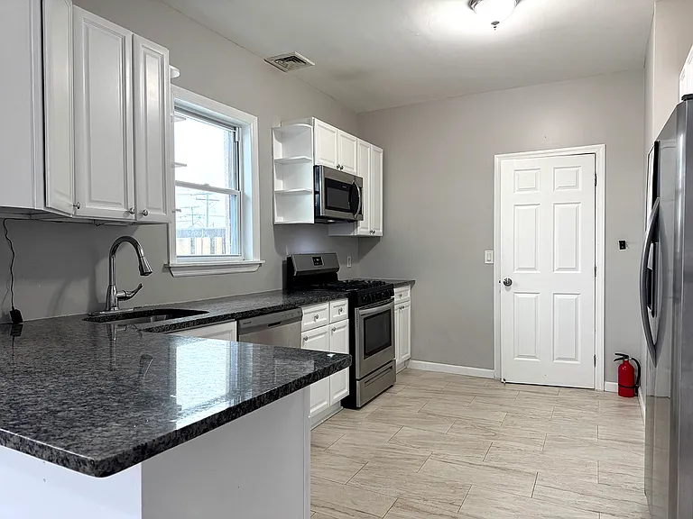 308 Millburn Ave #2 — Photo 3
