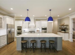 2750 Fairoaks Rd, Decatur, GA 30033