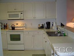 3rd image of 10510 Amiata Way APT 403