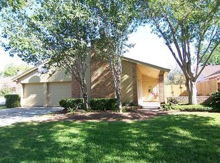 3039 Sam Houston Dr, Sugar Land, TX 77479