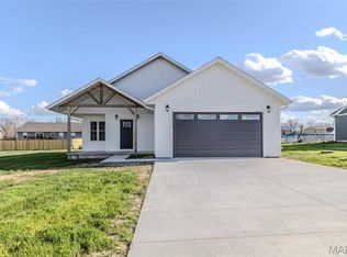 19898 Destiny Rd, Lebanon, MO 65536