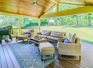 2173 Lakeside Dr, Lexington, KY 40502