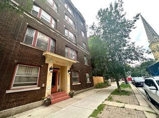 913 E Juneau Ave APT 45, Milwaukee, WI 53202