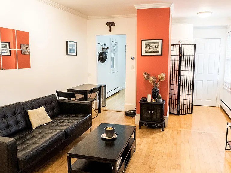 148 W 3rd St #1 — Photo 9