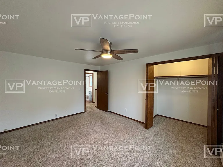 1713 Edgehill Dr — Photo 10