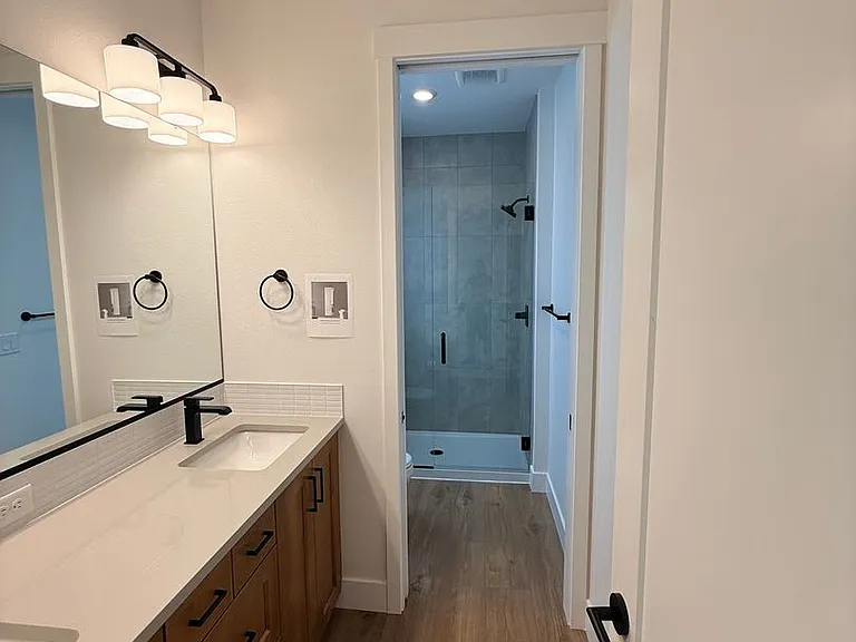 2451 N Villa Rd — Photo 12