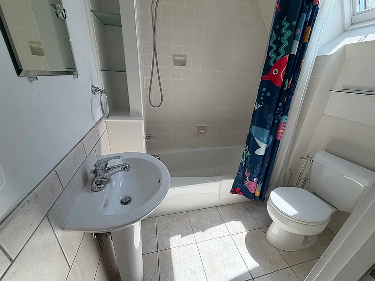 15 Gill St — Photo 27