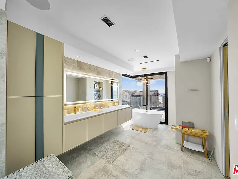 1500 Ocean Dr — Photo 59