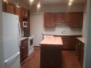 313 Main St APT A, Saint Joseph, MI 49085