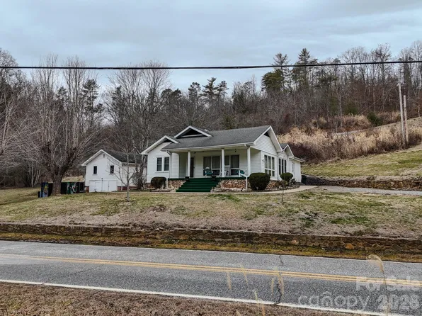 2301 Silver Mill Rd, Marshall, NC 28753