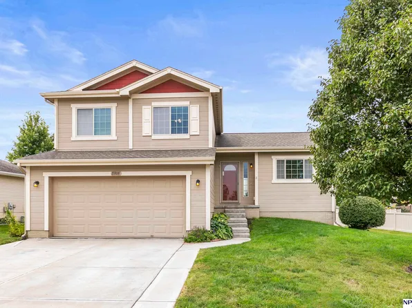 11808 S 213th St, Gretna, NE 68028
