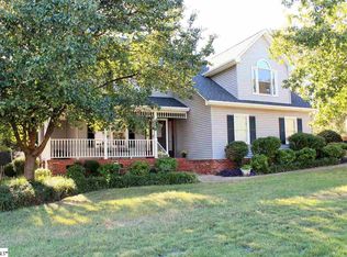 205 Roberts Farm Rd, Simpsonville, SC 29681