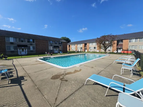 Royal Madison Apartments