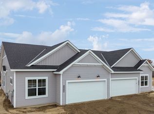 15630 Goodview Trl N, Hugo, MN 55038