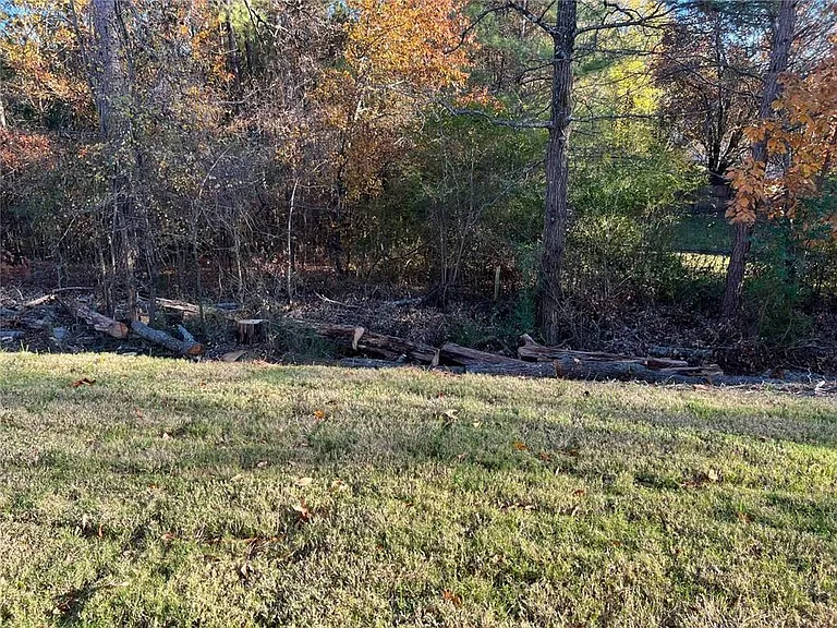 1391 Ben Park Way — Photo 31