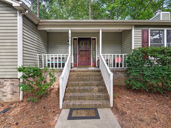 3rd image of 5809 Henner Pl