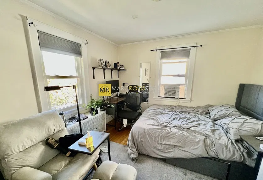 116 Lake St — Photo 4