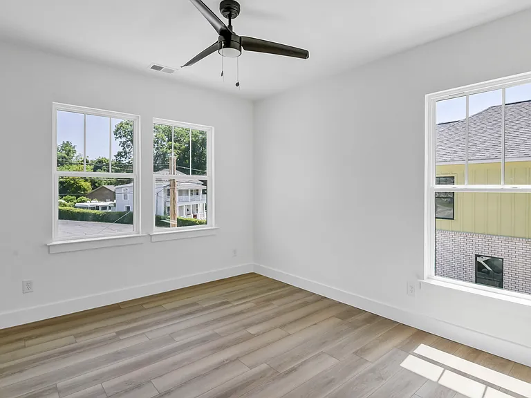 2466 Millwood Ave #A — Photo 20