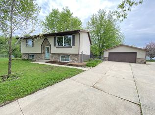 5126 20th Avenue Ln NW, Rochester, MN 55901