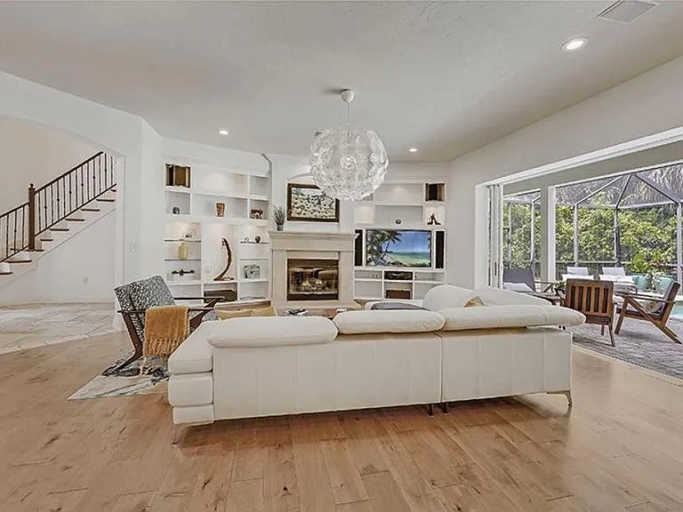 1725 Bonita Ct — Photo 14