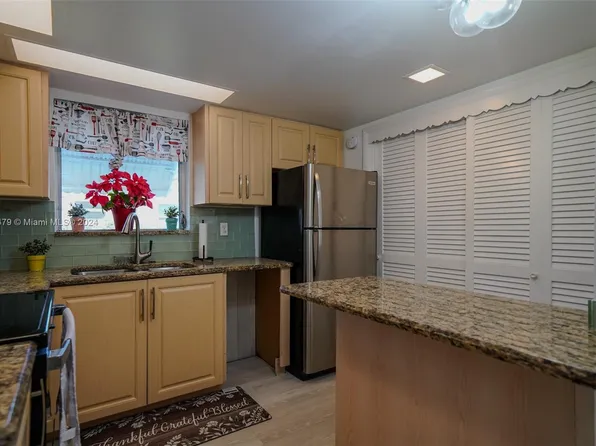 3701 Tyler St APT 116, Hollywood, FL 33021