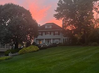 1228 Edwards Rd, Cincinnati, OH 45208