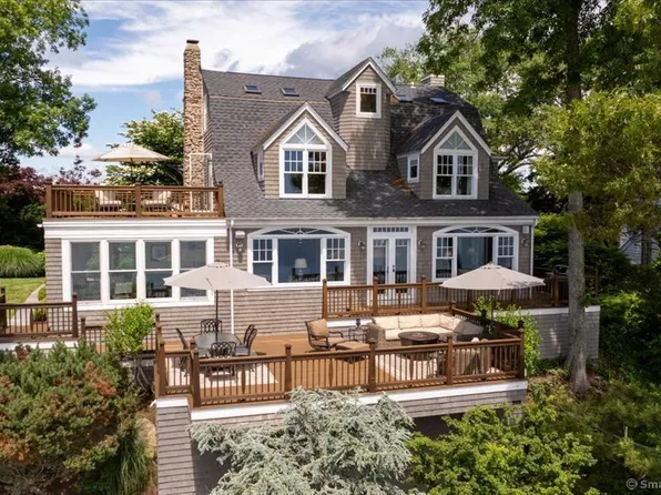 55 Shore Road, Clinton, CT 06413