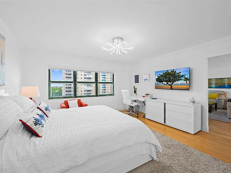 5100 N Ocean Blvd #702 — Photo 13