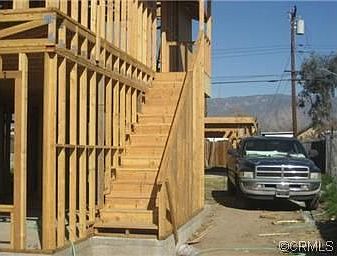 5th image of 24680 E Court St #A-b
