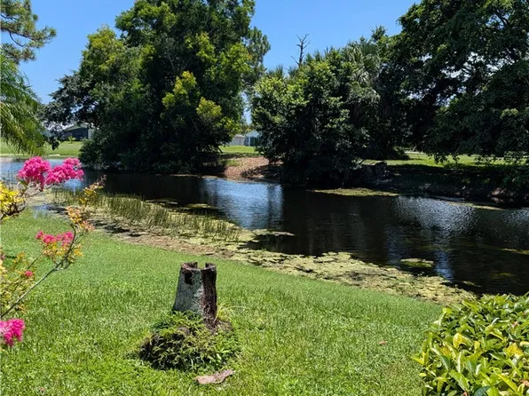 6250 SE Tory Pl, Hobe Sound, FL 33455