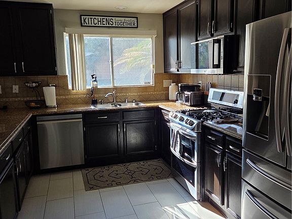 2nd image of 287 Calvino Ave