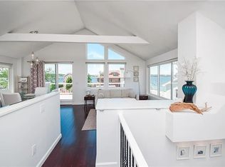 128 Berkley Ave, Portsmouth, RI 02871