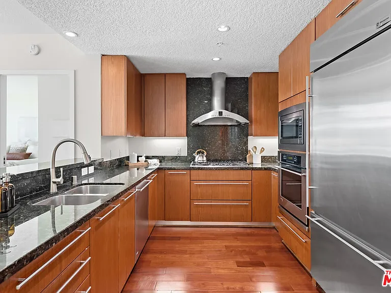3141 Michelson Dr #1506 — Photo 9