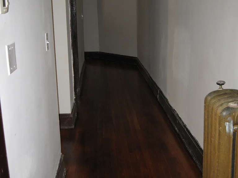 710 Virginia Ave — Photo 3