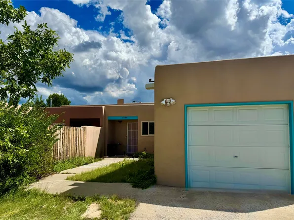 1084 Avenida Linda, Santa Fe, NM 87507